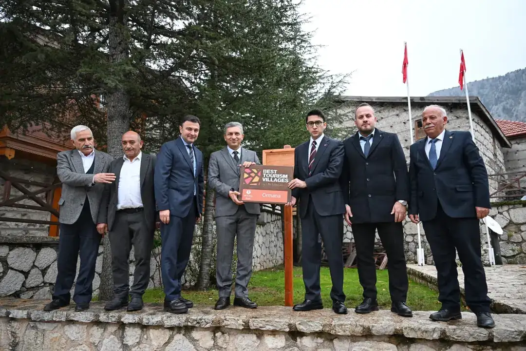 Ormana’ya Dünya Gururu: Tabela Törenle Yerini Aldı 4